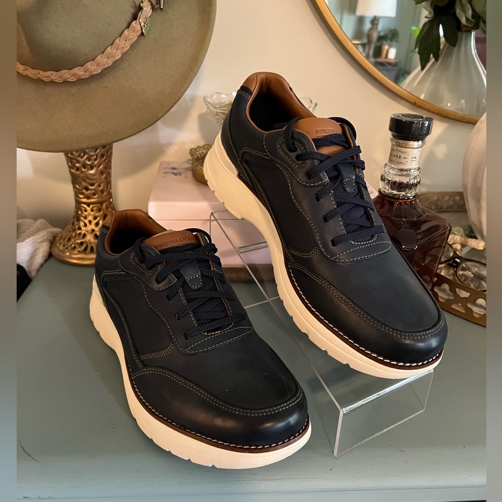 men’s Rockport pro walkers 11